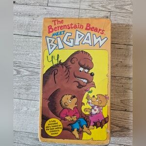 The Berenstain Bears Meet Bigpaw VHS Tape